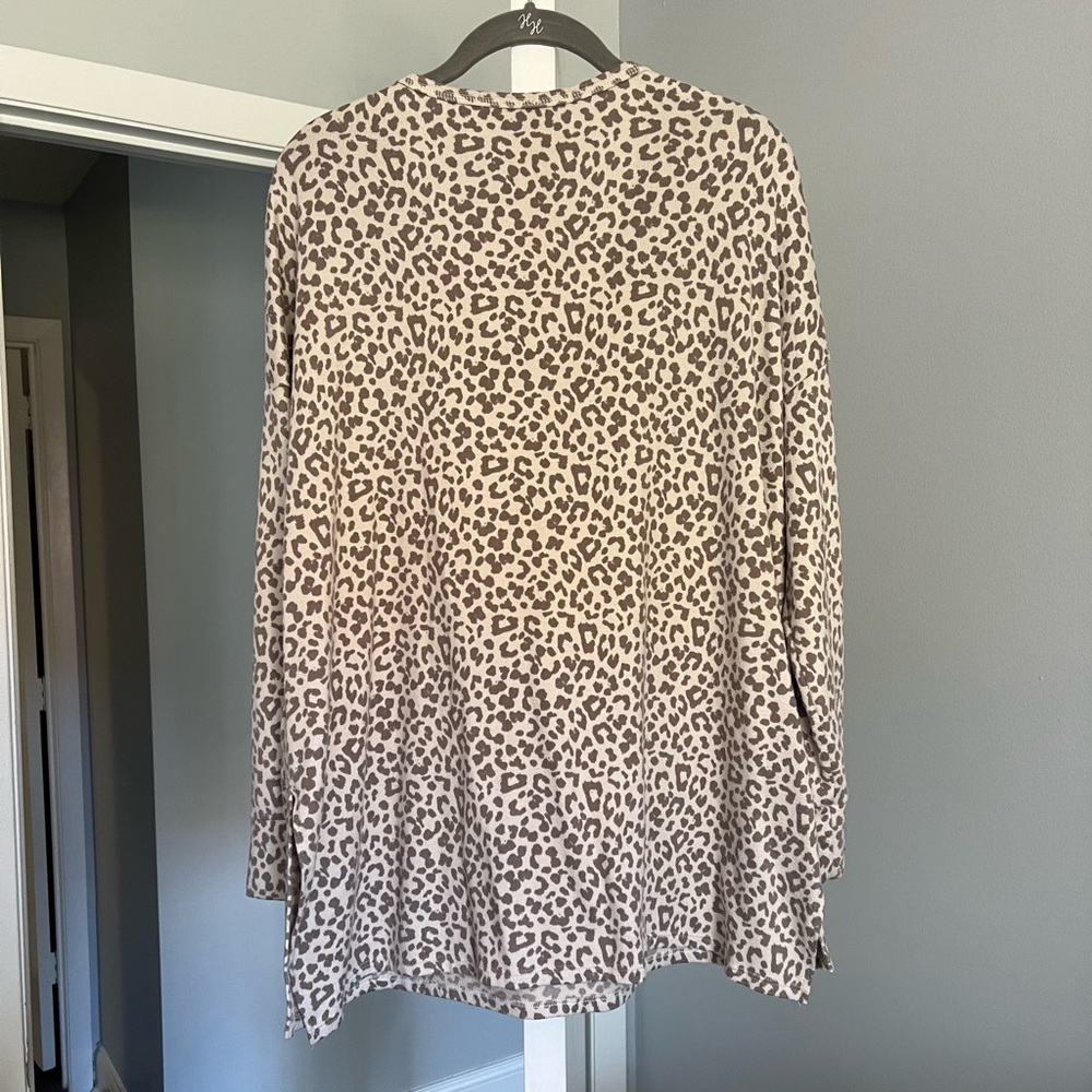 American Eagle Longsleeve Cheetah Shirt